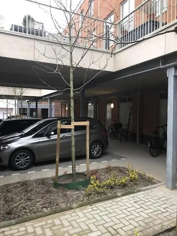 Benb Op De Trans, Op Best! Appartement